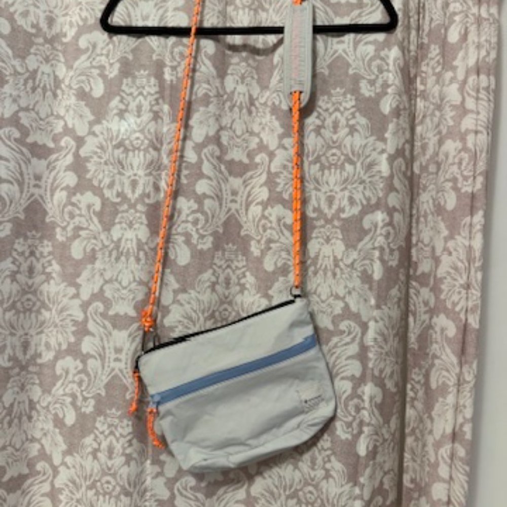 Lululemon Patch Crossbody Bag 2.5L
